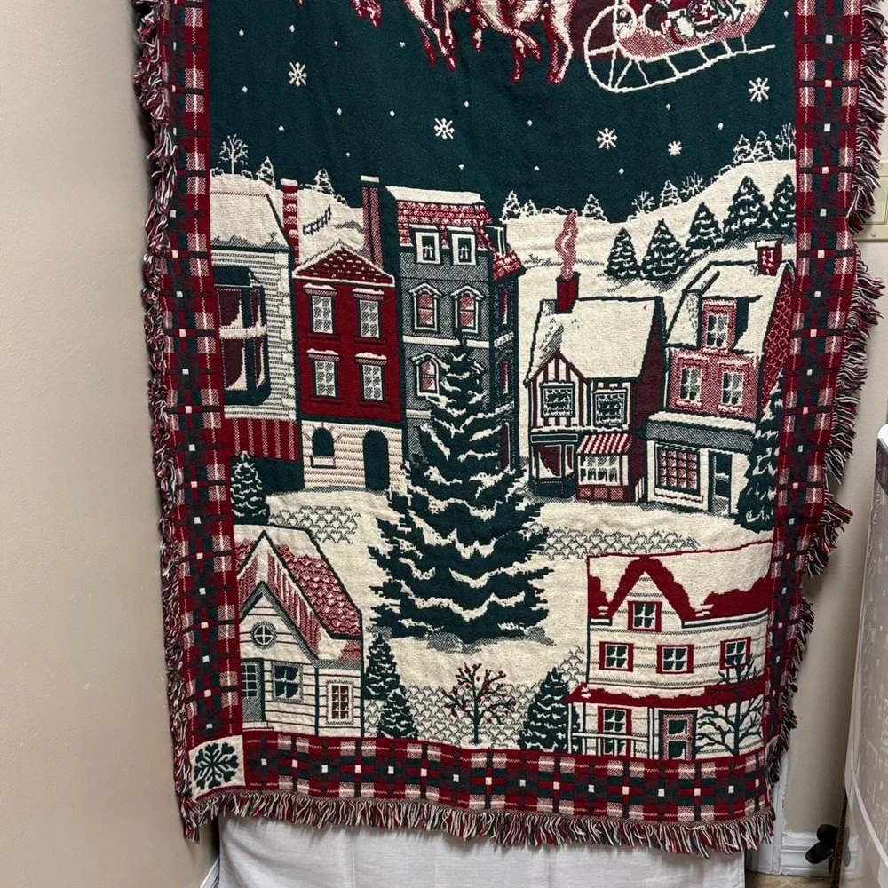 Festive Holiday Vintage Tapestry Throw Blanket w Santa and Reindeer Multicolor